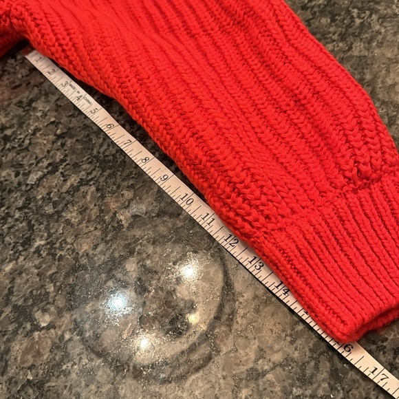 Divided red women’s cropped off shoulder sweater XL - Picture 8 of 10